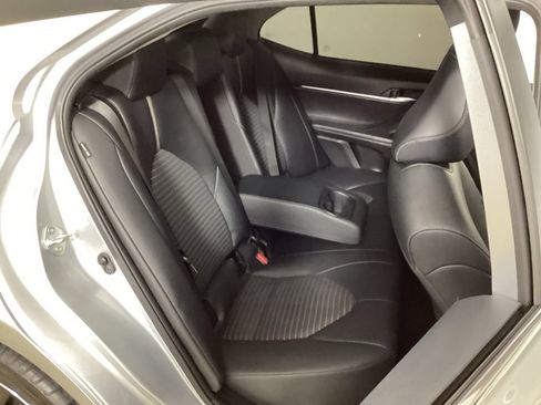 Used 2024 Toyota Camry SE FWD image 33