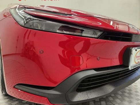 New 2026 Toyota Prius LE FWD image 9