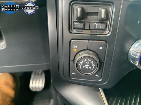 Used 2025 Ford F150 Raptor image 17