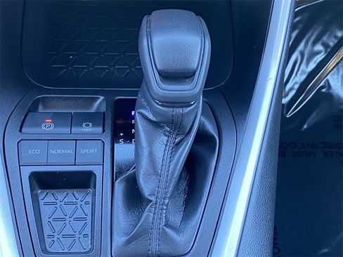 Certified 2024 Toyota RAV4 LE image 32