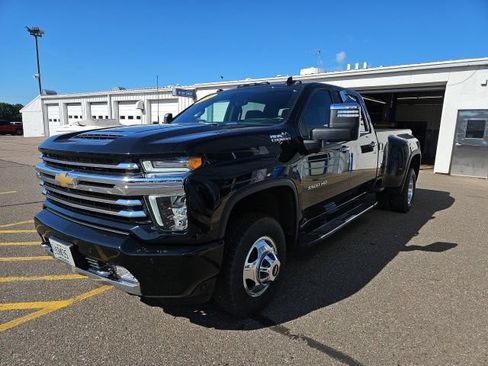 Used 2021 Chevrolet Silverado 3500 High Country AWD/4WD image 3