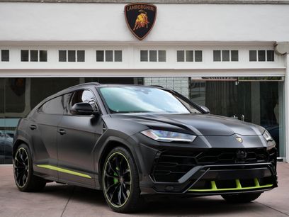 Used 2022 Lamborghini Urus