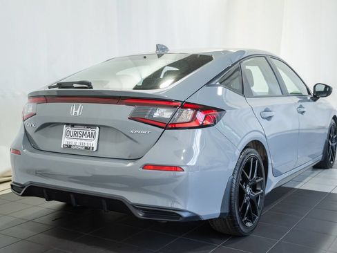 Used 2025 Honda Civic Sport image 4