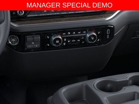 Used 2026 GMC Sierra 1500 Elevation AWD/4WD image 23