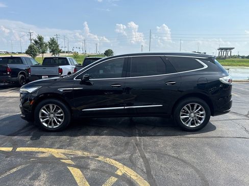 Used 2022 Buick Enclave Avenir w/ Avenir Technology Package AWD/4WD image 8