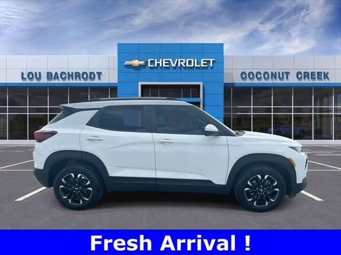 Used 2023 Chevrolet TrailBlazer LT w/ Convenience Package image 9