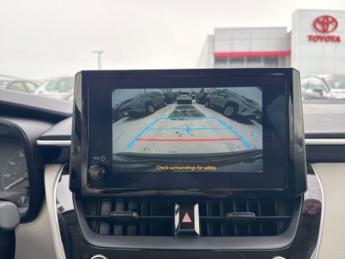 Used 2023 Toyota Corolla LE image 22