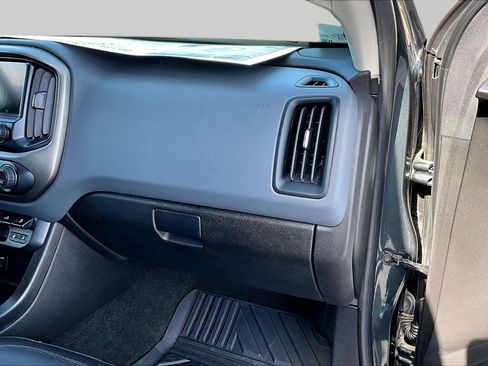 Used 2018 Chevrolet Colorado Z71 image 14