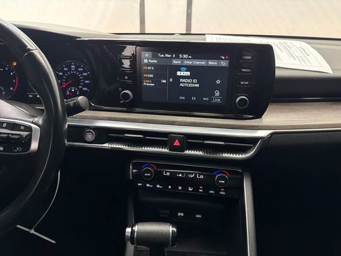 Used 2021 Kia K5 EX image 29
