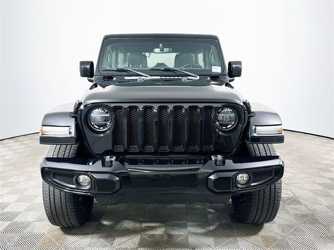 Used 2022 Jeep Wrangler Unlimited Sahara image 8