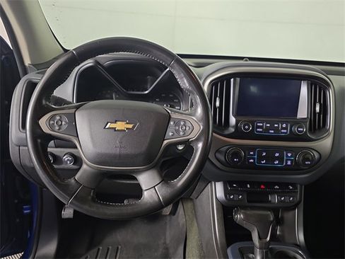 Used 2018 Chevrolet Colorado Z71 image 11