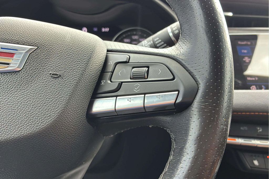 Used 2020 Cadillac XT4 Sport FWD image 23