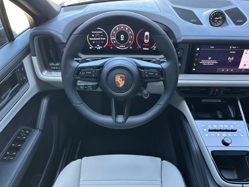 New 2026 Porsche Cayenne Coupe AWD/4WD image 16