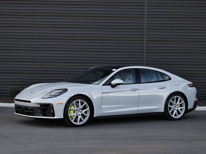 New 2026 Porsche Panamera 4