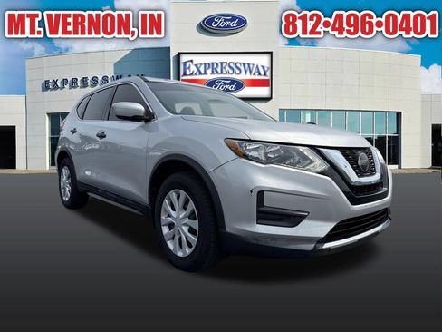 Used 2018 Nissan Rogue S FWD image 4