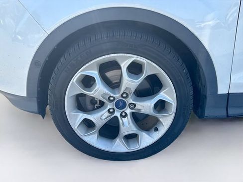 Used 2016 Ford Escape Titanium w/ Equipment Group 301A AWD/4WD image 13