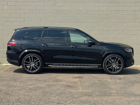 Used 2023 Mercedes-Benz GLS 580 4MATIC image 12