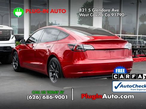 Used 2019 Tesla Model 3 Standard Range Plus image 2