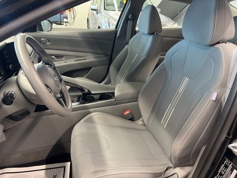 Used 2021 Hyundai Elantra SEL w/ Convenience Package image 24