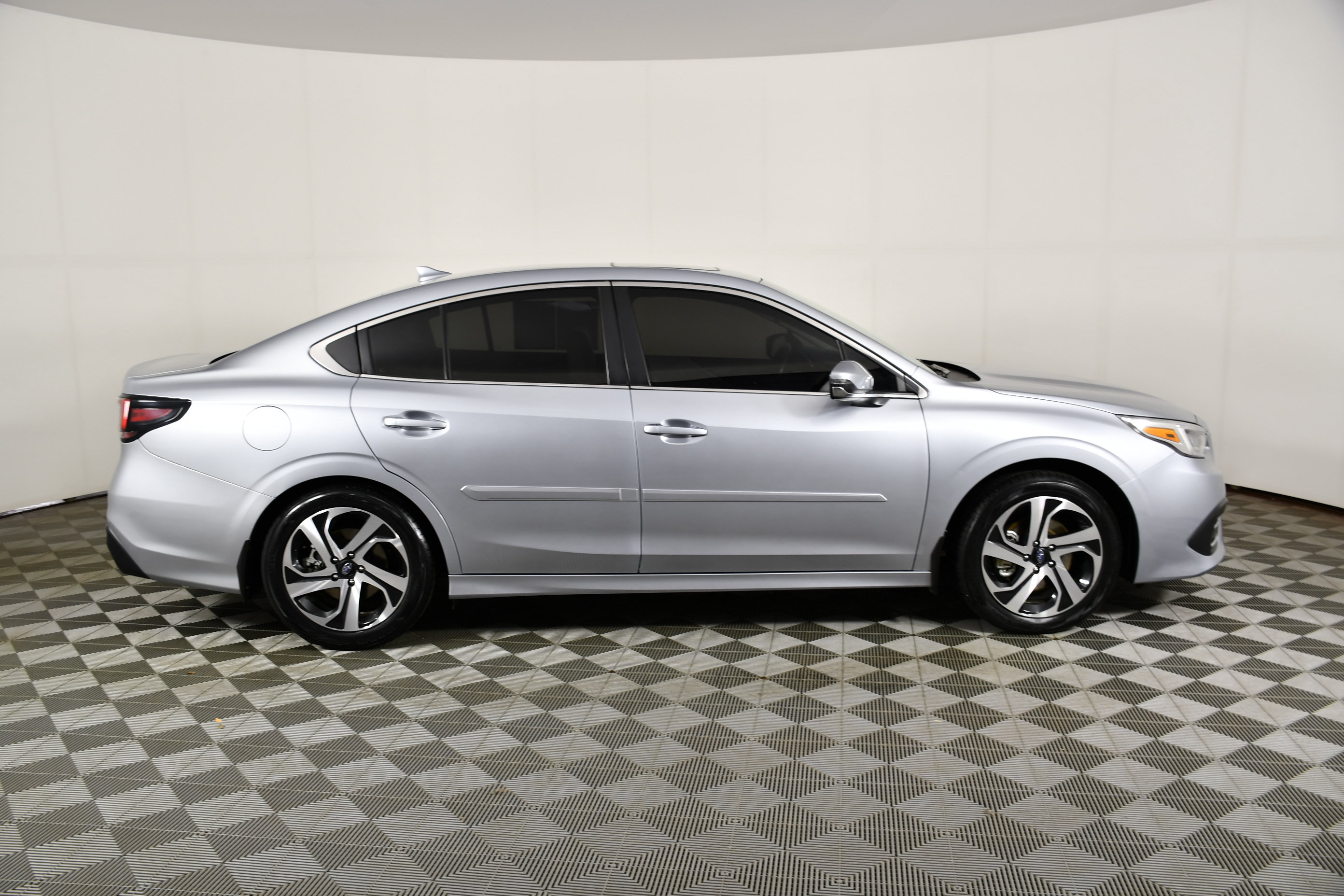 Used 2022 Subaru Legacy Limited XT AWD/4WD image 5