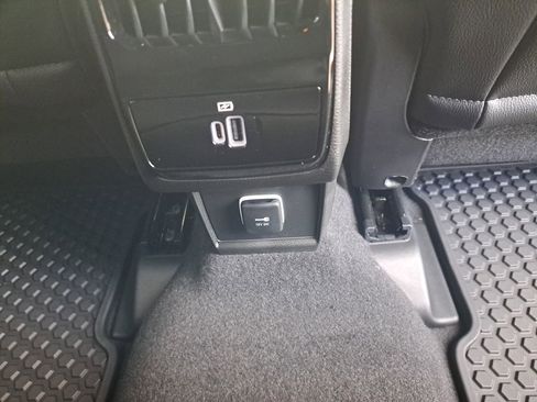 New 2026 Jeep Compass Latitude AWD/4WD image 6