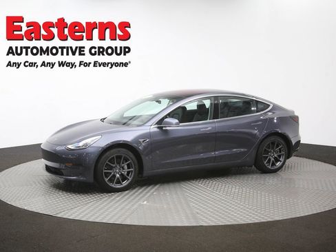 Used 2018 Tesla Model 3 Long Range RWD image 52