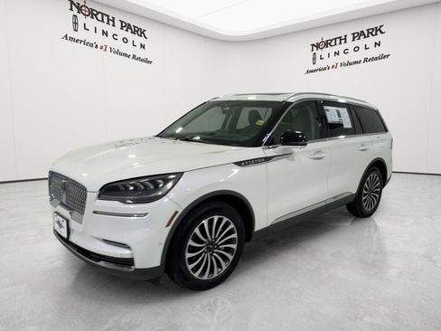 Used 2023 Lincoln Aviator Reserve w/ Equipment Group 201A AWD/4WD image 1