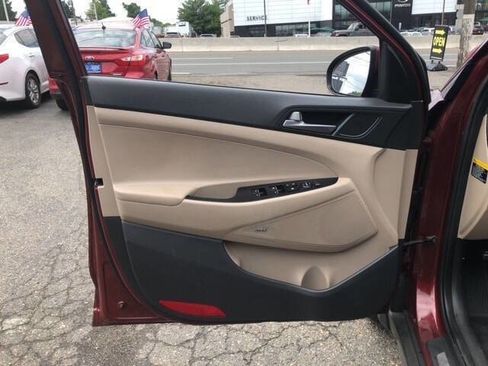 Used 2017 Hyundai Tucson Limited w/ Cargo Package image 17