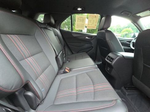 Certified 2022 Chevrolet Equinox RS w/ LPO, Floor Liner Package FWD image 14