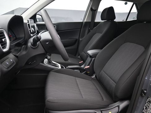 New 2026 Hyundai Venue SE FWD image 10
