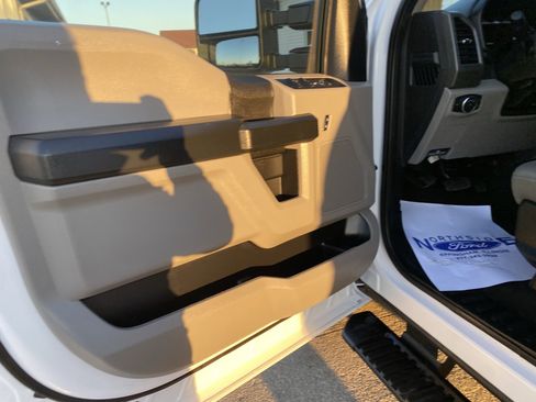 Used 2021 Ford F250 XL w/ STX Appearance Package image 15