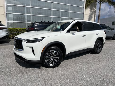 Certified 2023 INFINITI QX60 Pure FWD image 1