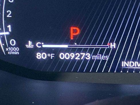 Used 2025 Acura MDX SH-AWD w/ Technology Package image 18