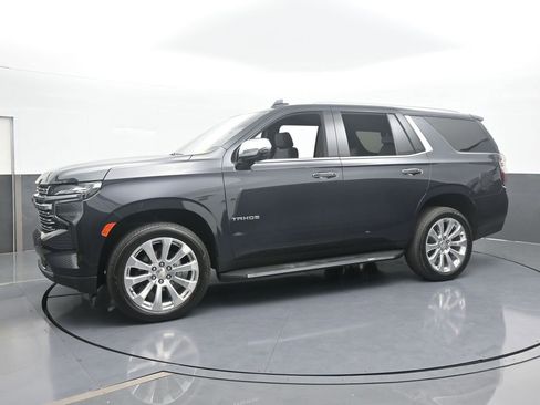 Used 2024 Chevrolet Tahoe Premier w/ Premium Package image 2