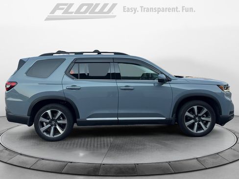 Used 2024 Honda Pilot Elite image 8