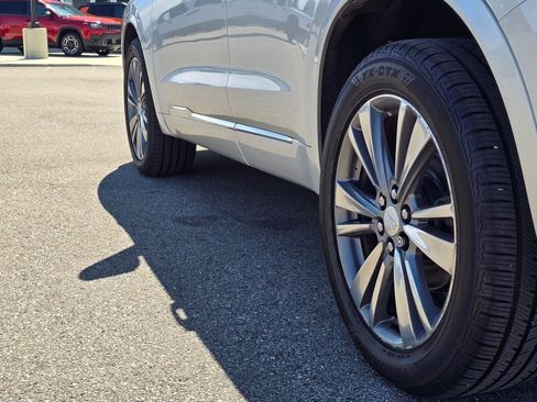 Used 2020 Cadillac XT6 Premium Luxury AWD/4WD image 32