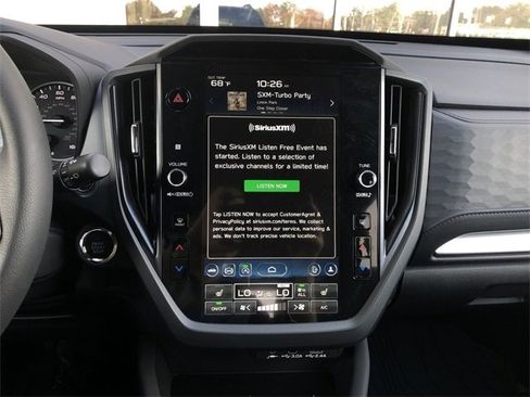 Used 2025 Subaru Forester Premium image 17