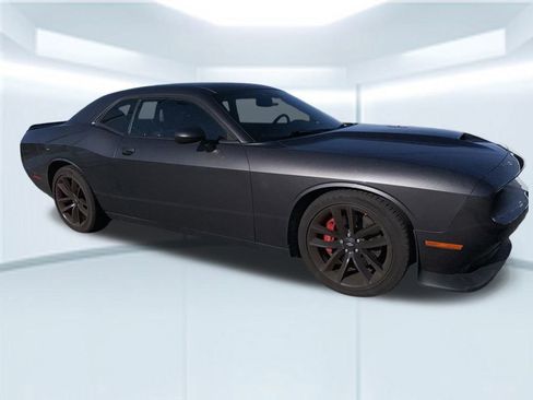 Used 2022 Dodge Challenger GT w/ Plus Package image 11