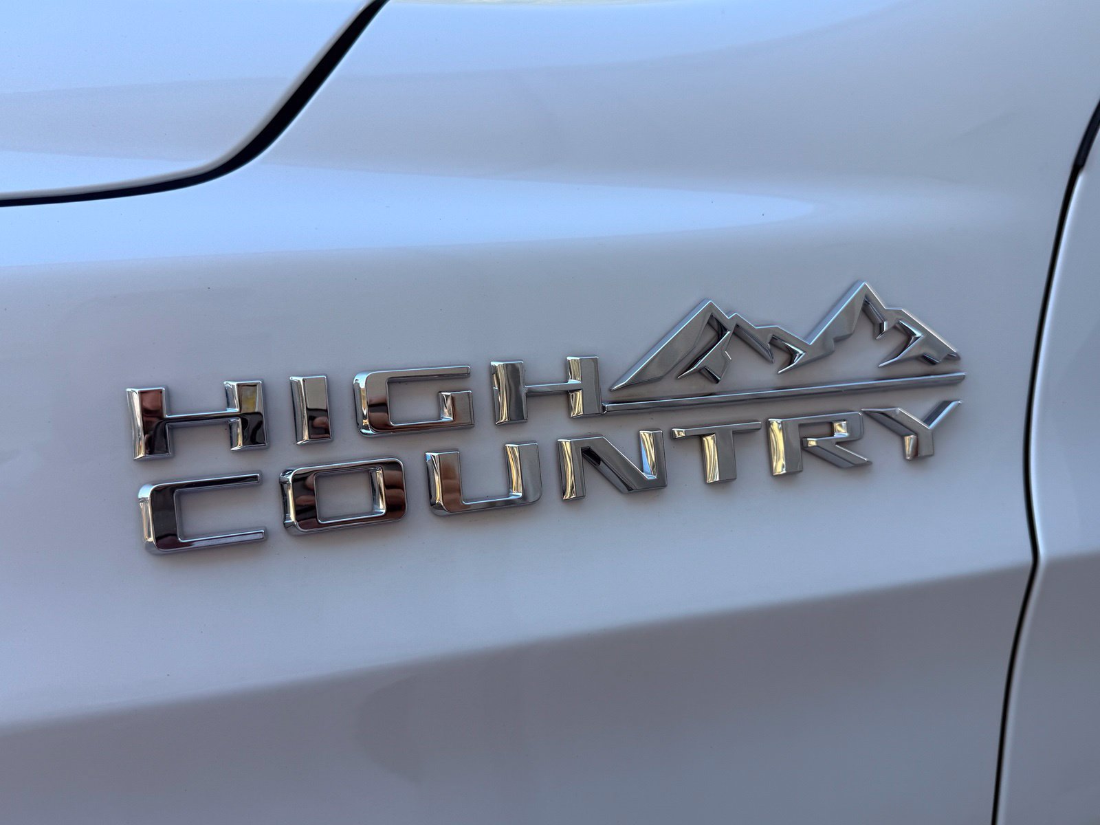 Used 2023 Chevrolet Tahoe High Country AWD/4WD image 5