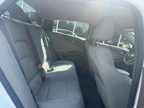Used 2024 Chevrolet Malibu LS w/ Driver Confidence Package FWD image 16