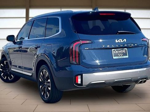 Used 2025 Kia Telluride SX w/ SX Captain's Chair Package AWD/4WD image 13