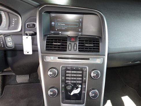 Used 2014 Volvo XC60 3.2 FWD image 14