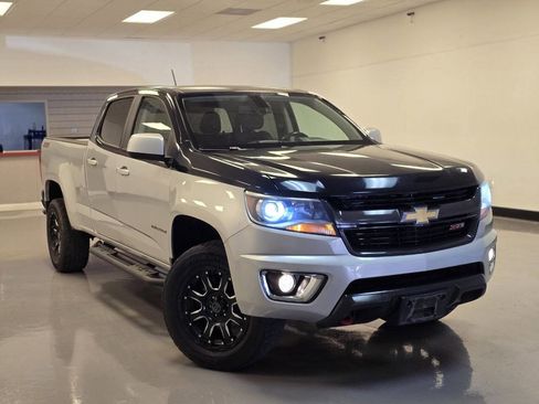 Used 2015 Chevrolet Colorado Z71 image 2