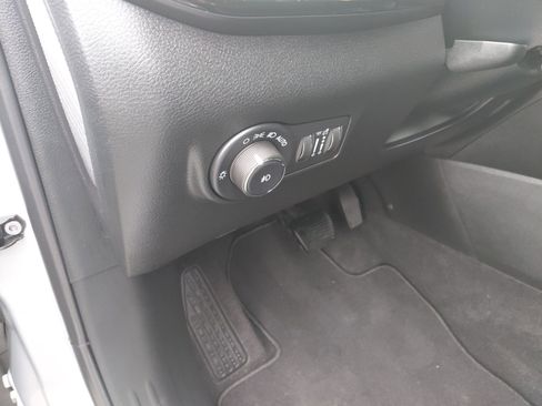 Used 2026 Jeep Compass Limited image 21