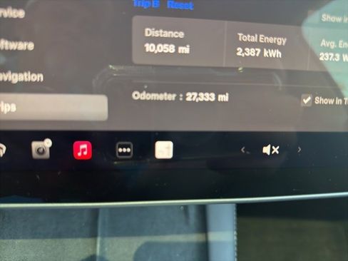 Used 2023 Tesla Model Y Long Range image 4
