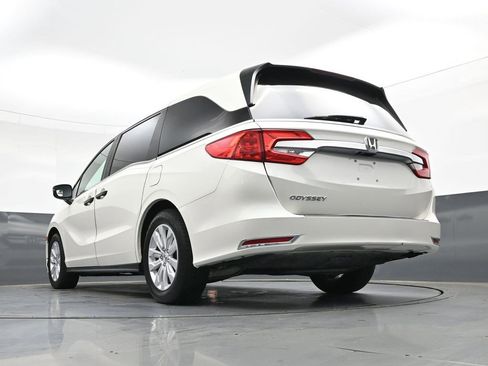 Used 2019 Honda Odyssey LX image 28