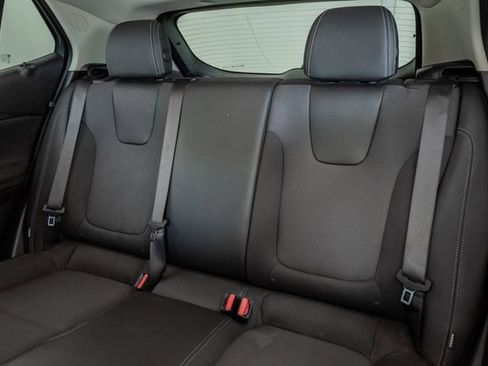 Used 2025 Buick Encore GX Preferred FWD image 21