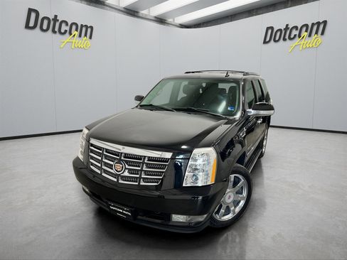 Used 2008 Cadillac Escalade AWD image 1
