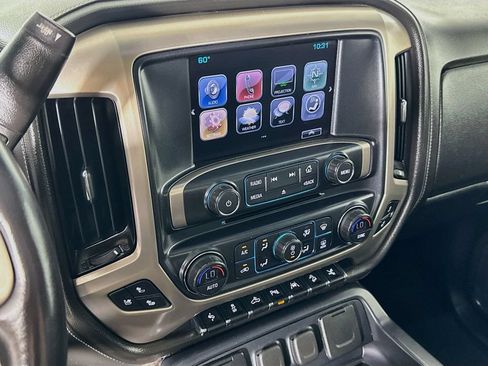 Used 2017 GMC Sierra 1500 Denali w/ Denali Ultimate Package AWD/4WD image 17