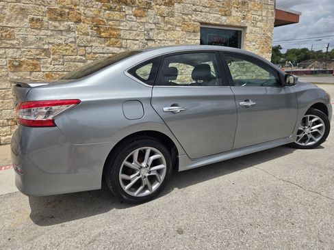 Used 2013 Nissan Sentra SR FWD image 19